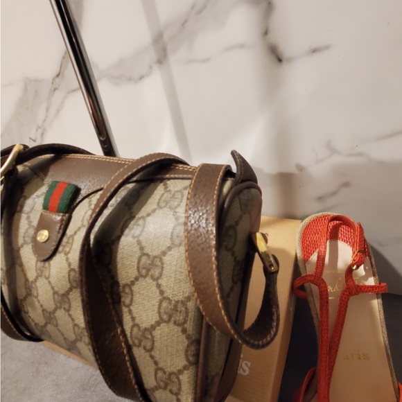 ***Sold***Gucci Canvas Web - Picture 5 of 12